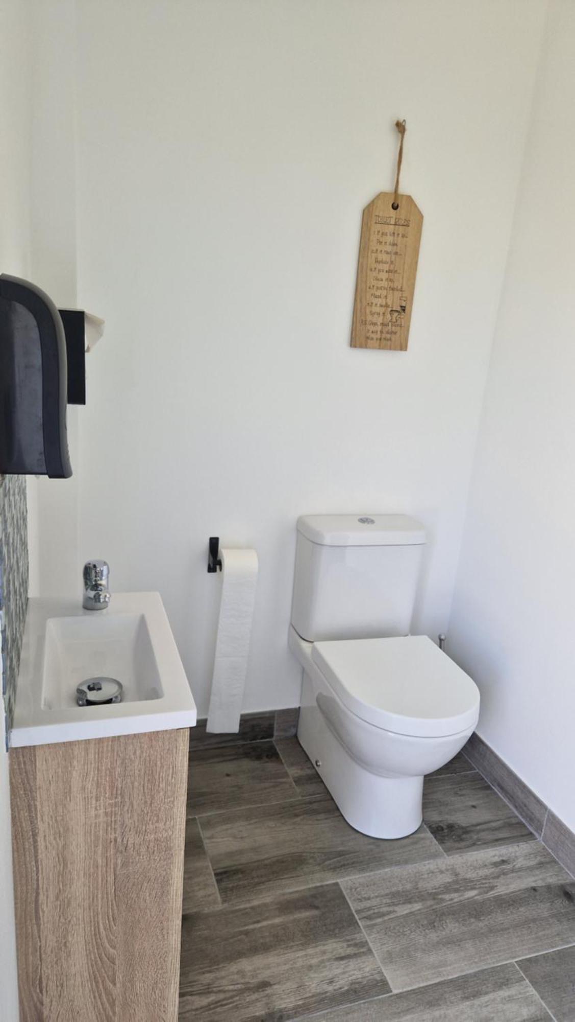 Beachwalk Guesthouse エスモリス エクステリア 写真